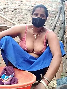 Snapshot of Hey_Ziya chatting on 04/07/26, 10:05 Hey Ziya online show from 04/07/26, 10:05