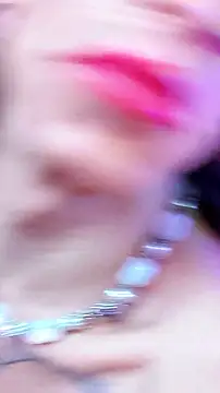 Snapshot of gurlnips chatting on 11/11/25, 04:07 gurlnips online show from 11/11/25, 04:07