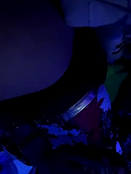 Snapshot of gurlnips chatting on 11/20/25, 10:26 gurlnips online show from 11/20/25, 10:26