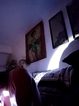 gurlnips online show from 02/03/26, 06:40