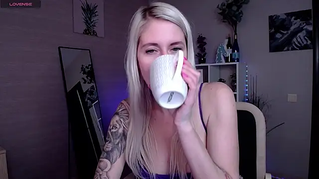 Mermaid N online show from 02/21/25, 04:51