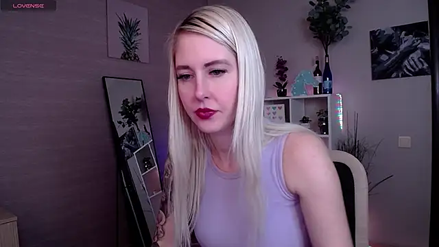 Mermaid N online show from 03/11/25, 04:54