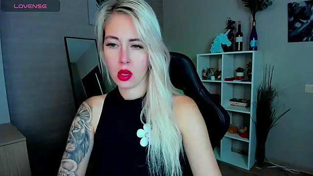 Mermaid N online show from 09/19/25, 01:40