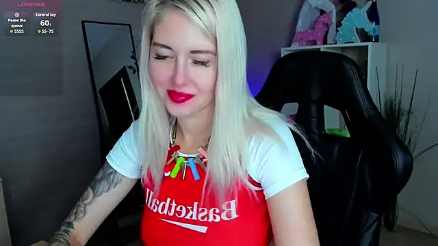 Mermaid N online show from 11/20/25, 01:39