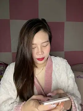 Bae1103 online show from 02/17/25, 01:21