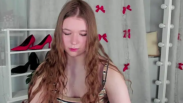 Rebecca Kelly online show from 01/20/25, 06:32