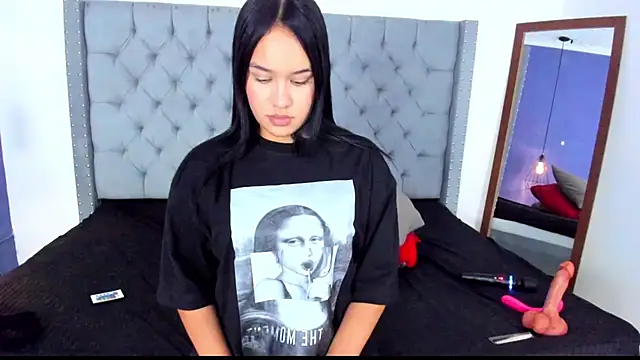 ShanellBlack online show from 02/13/25, 05:33