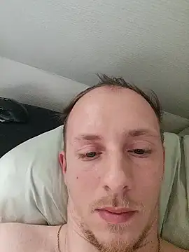 Snapshot of Qmaster69 chatting on 03/13/25, 03:17 Qmaster69 online show from 03/13/25, 03:17