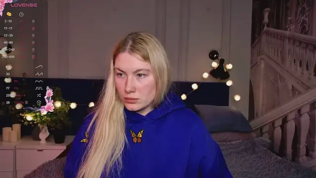 Liv Fay online show from 03/01/25, 02:44