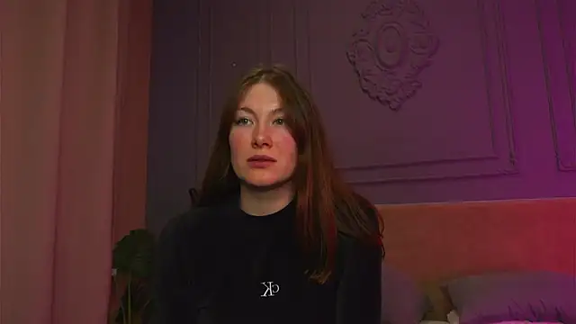 Liv Fay online show from 09/25/25, 03:27