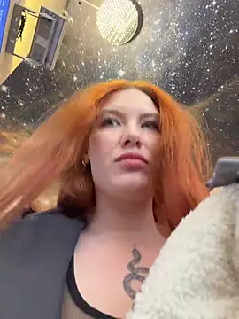 Snapshot of Liv_Fay chatting on 02/10/26, 12:42 Liv Fay online show from 02/10/26, 12:42