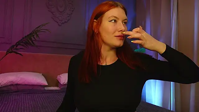 Snapshot of Liv_Fay chatting on 02/19/26, 01:51 Liv Fay online show from 02/19/26, 01:51