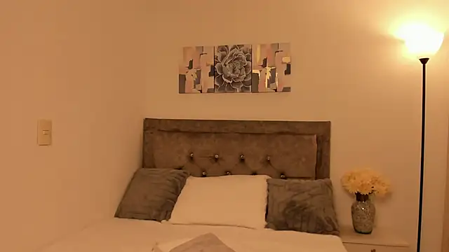 DarlinJones online show from 01/09/25, 12:57