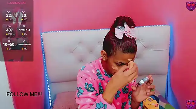 Snapshot of alexa-xxx- chatting on 01/25/25, 05:51 alexa-xxx- online show from 01/25/25, 05:51