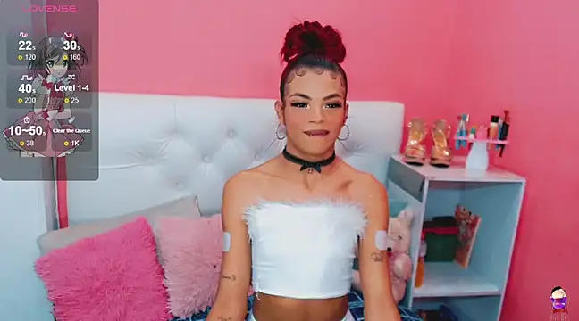 Snapshot of alexa-xxx- chatting on 03/11/25, 04:43 alexa-xxx- online show from 03/11/25, 04:43