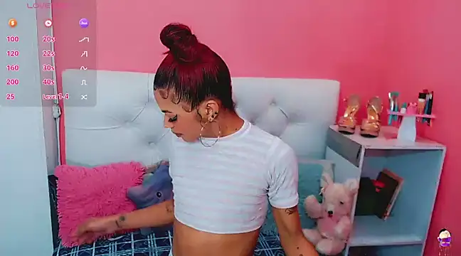 Snapshot of alexa-xxx- chatting on 03/16/25, 06:09 alexa-xxx- online show from 03/16/25, 06:09