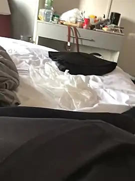 Sxybitch2024 online show from 02/17/26, 01:40