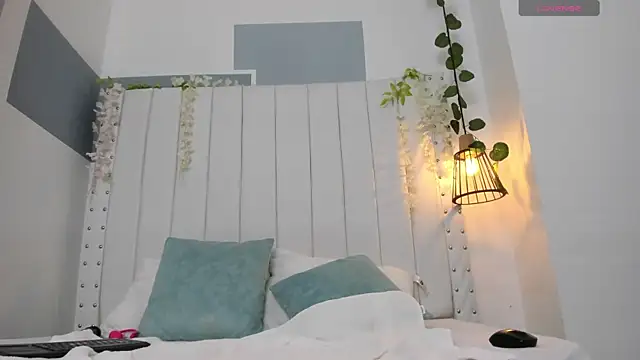 hannah gray online show from 11/25/25, 11:10