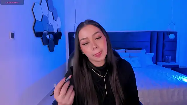 Snapshot of CelestePalmer_ chatting on 01/10/25, 07:32 CelestePalmer  online show from 01/10/25, 07:32