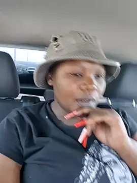 Snapshot of 1Blackertheberry1 chatting on 02/08/25, 11:55 1Blackertheberry1 online show from 02/08/25, 11:55