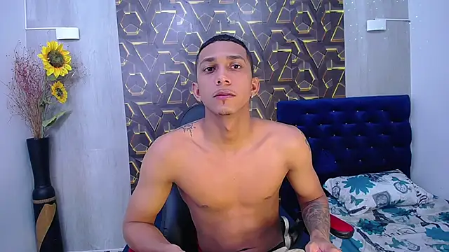 dominic smith  online show from 03/30/26, 03:18