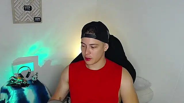 Alan hadid1 online show from 01/15/25, 08:58