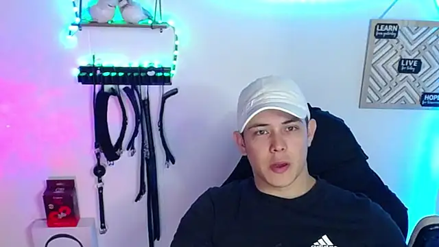 Alan hadid1 online show from 01/31/25, 08:22