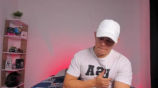 Alan hadid1 online show from 10/11/25, 09:57