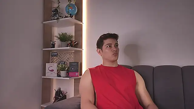 Snapshot of Alan_hadid1 chatting on 04/19/26, 02:27 Alan hadid1 online show from 04/19/26, 02:27