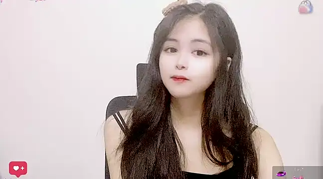 Snapshot of ---MIA--- chatting on 03/15/25, 08:58 ---MIA--- online show from 03/15/25, 08:58