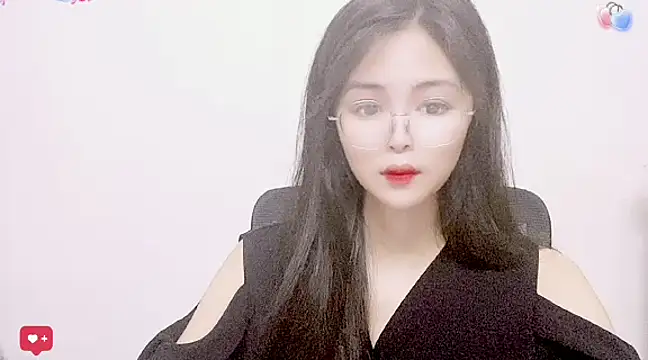 Snapshot of ---MIA--- chatting on 03/22/25, 01:41 ---MIA--- online show from 03/22/25, 01:41