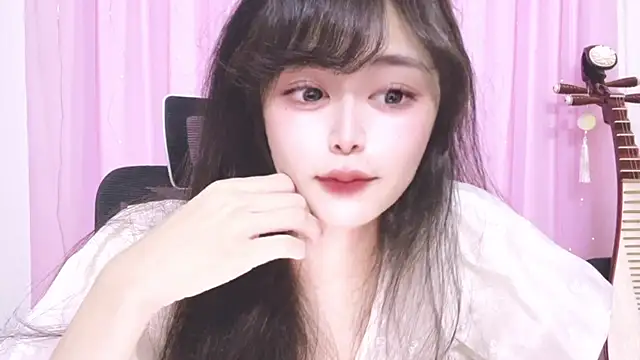 Snapshot of ---MIA--- chatting on 10/16/25, 02:07 ---MIA--- online show from 10/16/25, 02:07