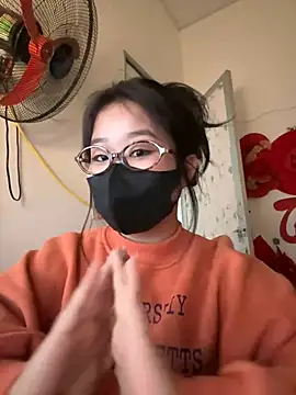 Snapshot of Jenni_nana chatting on 01/01/25, 09:17 Jenni nana online show from 01/01/25, 09:17