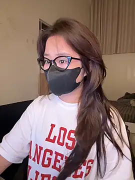 Snapshot of Jenni_nana chatting on 04/14/26, 04:13 Jenni nana online show from 04/14/26, 04:13