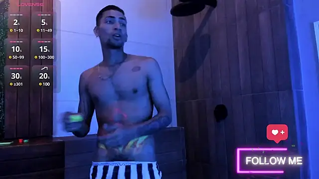 Snapshot of DrakeNeumann chatting on 03/14/25, 03:48 DrakeNeumann online show from 03/14/25, 03:48