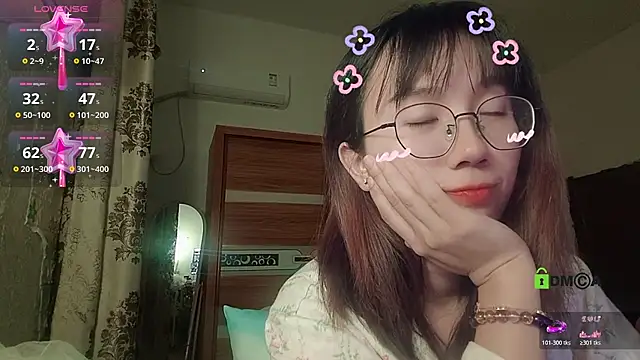 Lili 666 online show from 11/06/25, 08:21