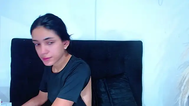 Snapshot of srta_luciana chatting on 06/19/26, 12:09 srta luciana online show from 06/19/26, 12:09
