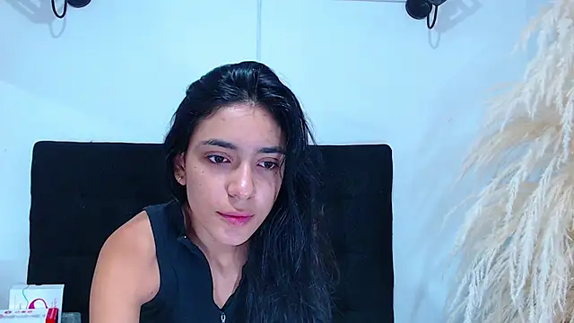 Snapshot of srta_luciana chatting on 07/10/26, 11:46 srta luciana online show from 07/10/26, 11:46