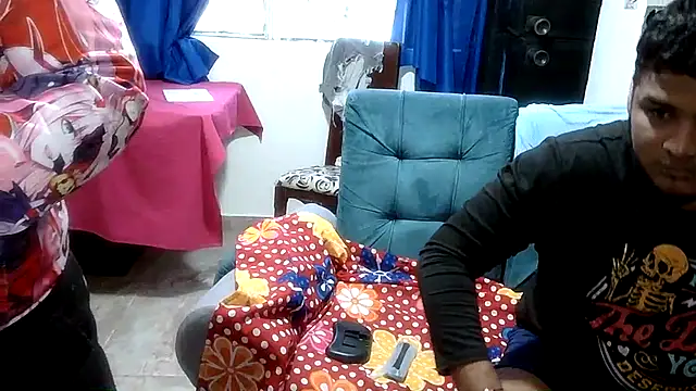 Snapshot of Boycuriousxxx chatting on 07/08/26, 10:47 Boycuriousxxx online show from 07/08/26, 10:47