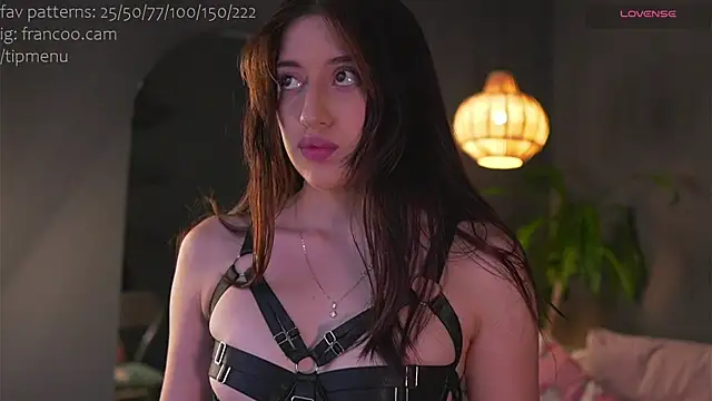 Snapshot of eimy22 chatting on 03/17/25, 10:28 eimy22 online show from 03/17/25, 10:28