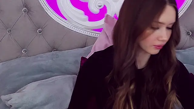 KateVon online show from 02/24/25, 09:09