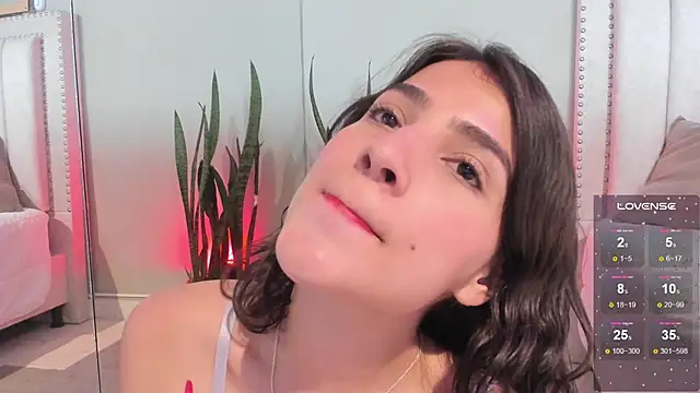 Miranda doll  online show from 01/14/25, 03:36