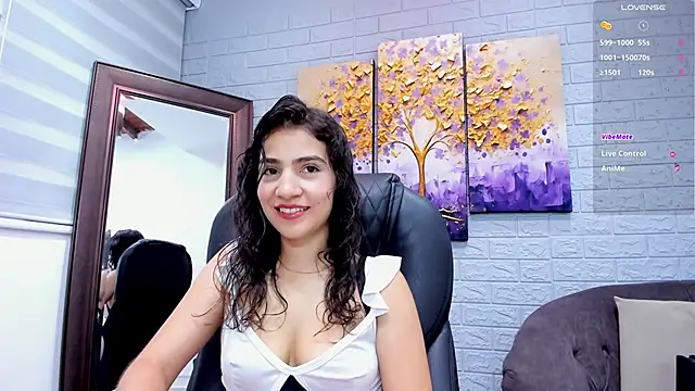 Snapshot of Miranda_doll_ chatting on 05/15/26, 12:12 Miranda doll online show from 05/15/26, 12:12