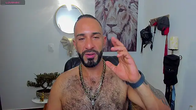 mr maik online show from 01/28/25, 08:57