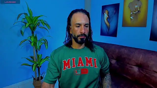 mr maik online show from 11/11/25, 09:04