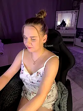 Lexi noah online show from 09/26/25, 09:41