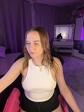 Lexi noah online show from 10/19/25, 09:15