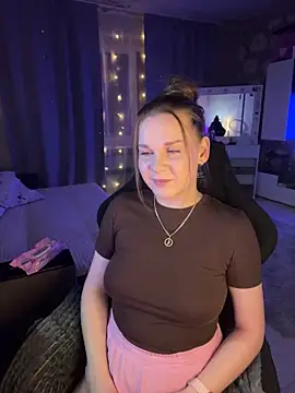 Snapshot of Lexi_noah chatting on 12/19/25, 09:33 Lexi noah online show from 12/19/25, 09:33