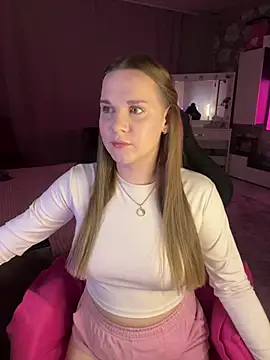 Snapshot of Lexi_noah chatting on 03/24/26, 09:20 Lexi noah online show from 03/24/26, 09:20