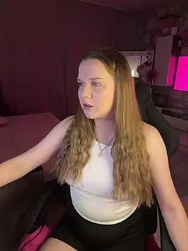 Snapshot of Lexi_noah chatting on 06/19/26, 08:45 Lexi noah online show from 06/19/26, 08:45